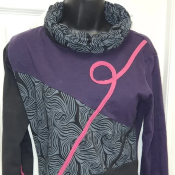 Leopards & Roses Abstract Dress - Picture 7 of 11